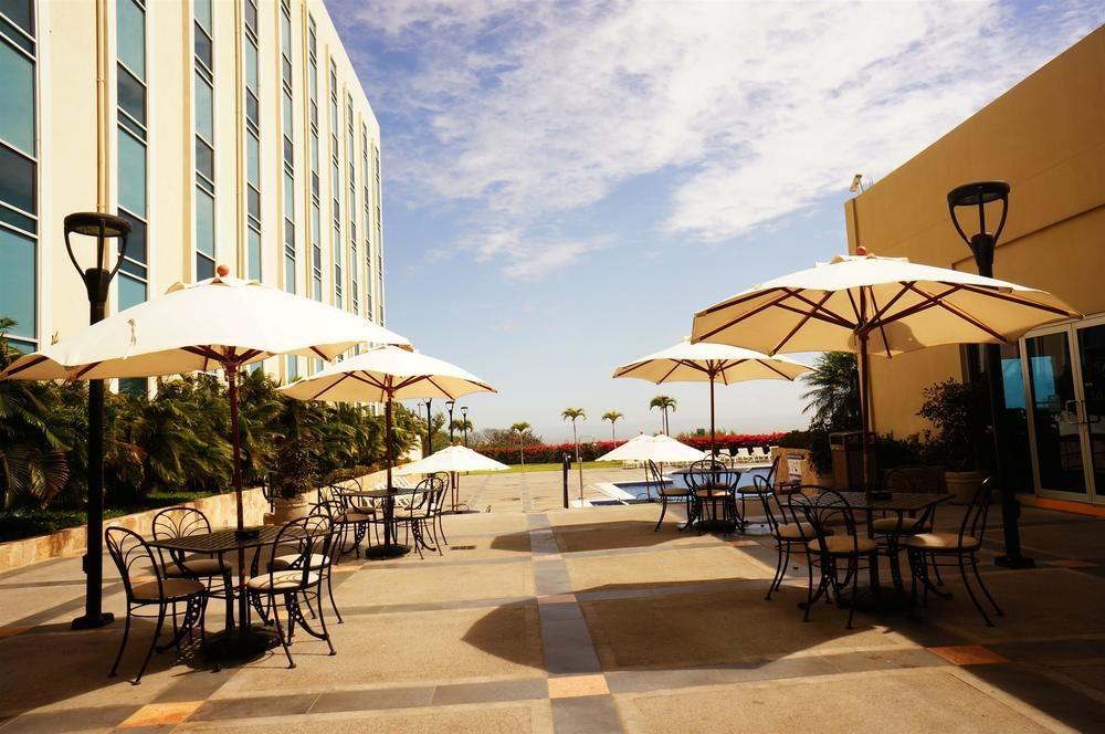 Hilton Doubletree By Hilton Managua Hotel Buitenkant foto