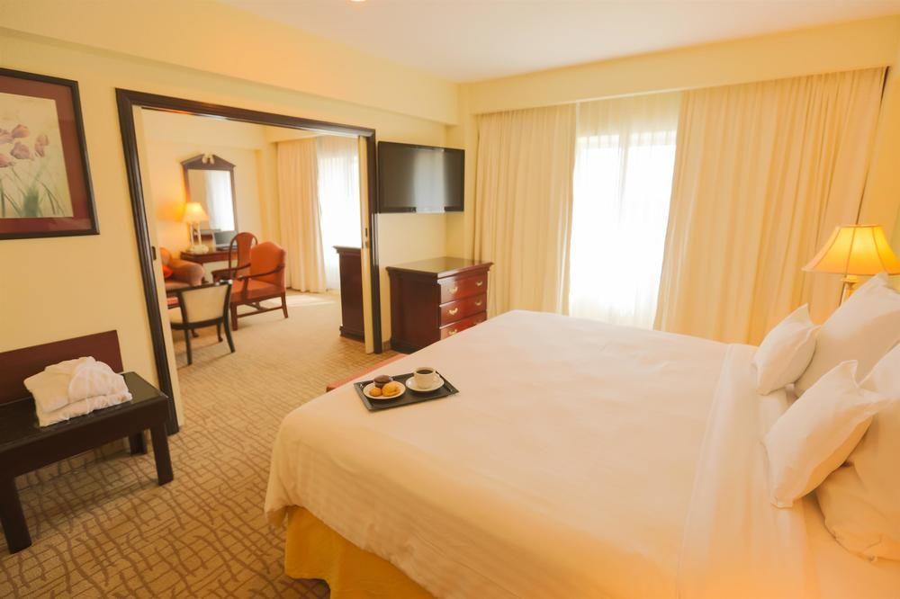 Hilton Doubletree By Hilton Managua Hotel Buitenkant foto
