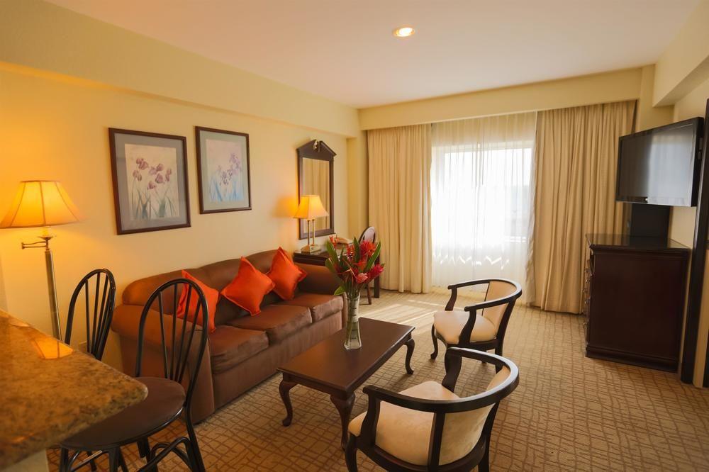 Hilton Doubletree By Hilton Managua Hotel Buitenkant foto