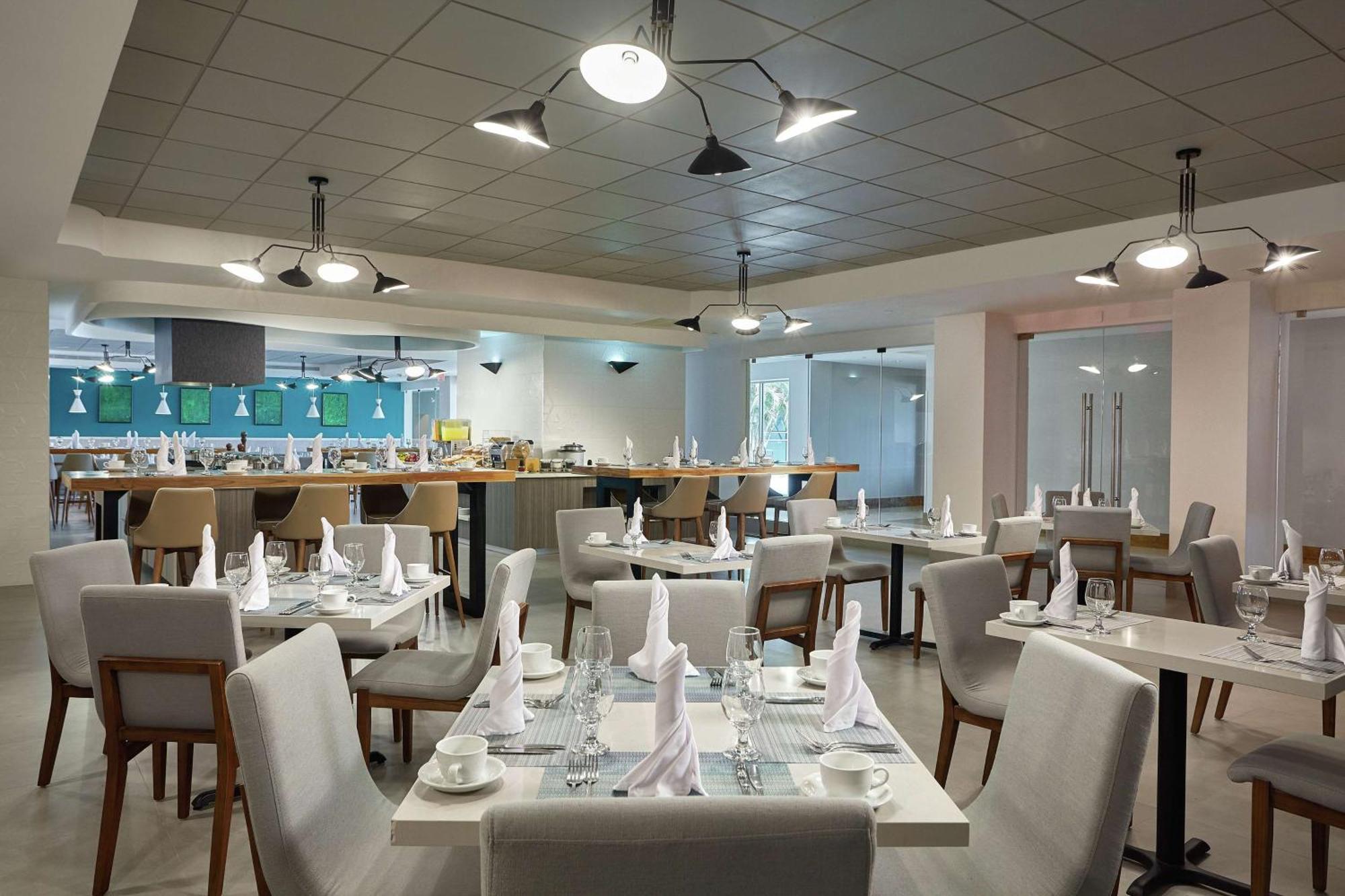 Hilton Doubletree By Hilton Managua Hotel Buitenkant foto